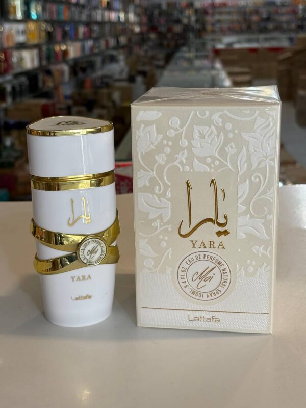 ادو پرفیوم زنانه لطافه مدل یارا سفید حجم 100 میلی لیتر