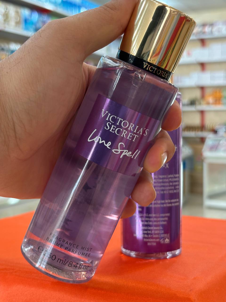 بادی اسپلش لاو اسپل ویکتوریا سکرت زنانه 250ml رایحه گلی میوهای
