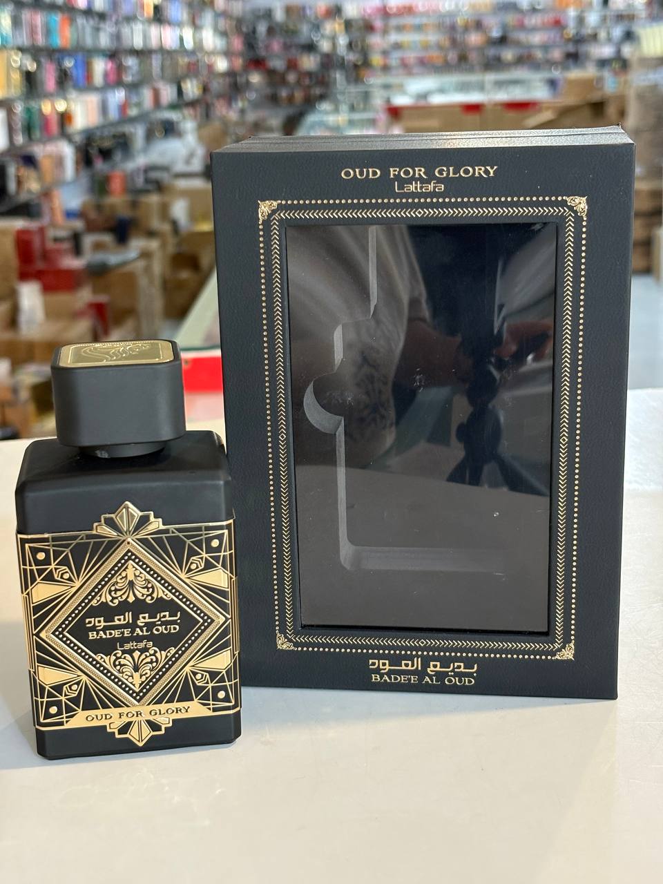 ادو پرفیوم لطافه مدل بدیع العود OUD FOR GLORY حجم 100 میلی لیتر