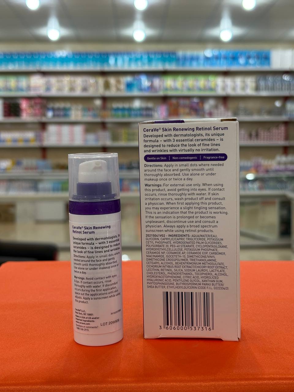 سرم رتینول ضد چروک سراوی 30 میل ترمیم کننده پوست CeraVe Retinol