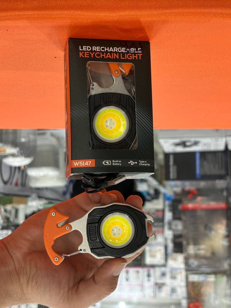 چراغ قوه چند کاره شارژی W5147 با لامپ اضطراری و فندک