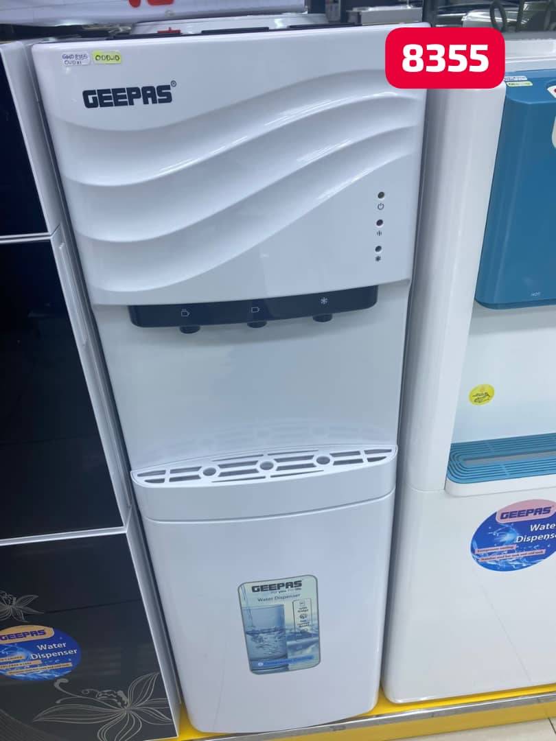 آبسردکن ایستاده یخچالدار جیپاس مدل GWD 8355 – Geepas Standing Water Dispenser with Refrigerator GWD 8355